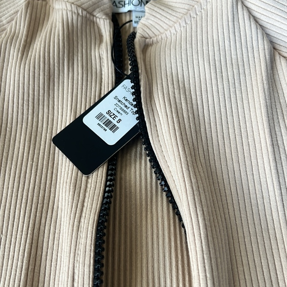 Active Wear Jacket💛 - Picture 2 of 4